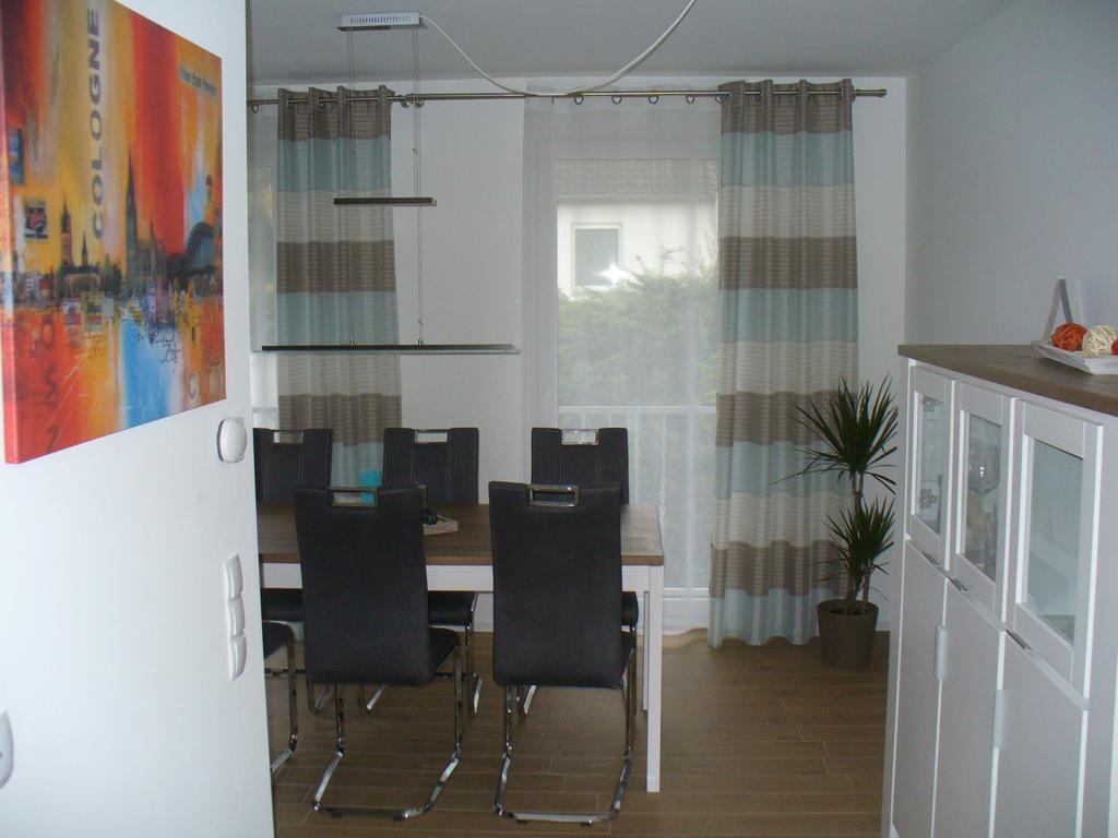 Ferienwohnung Rheinaue 쾰른 외부 사진